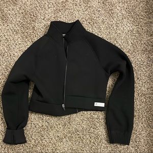 Gymshark crop black jacket